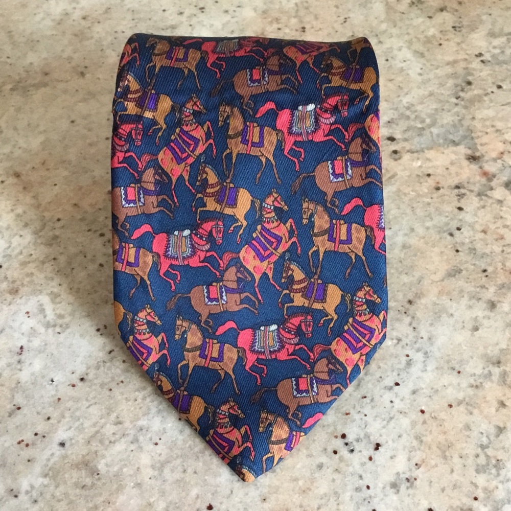 Salvatore Ferragamo Horse Patterned Equestrian Silk Tie - Picture 4 of 12